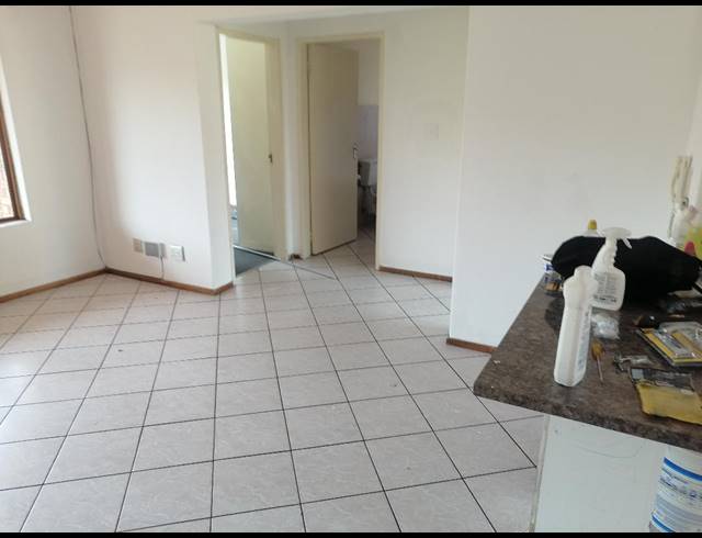 2 bed property to rent in WINCHESTER HILLS